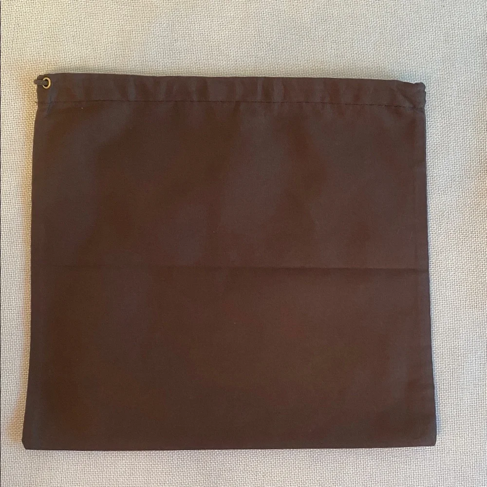 Gucci • Drawstring Dust Bag - Picture 3 of 10